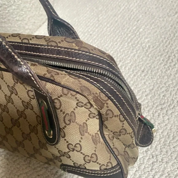 Gucci Brown and Black Monogram Bag - Picture 4 of 9